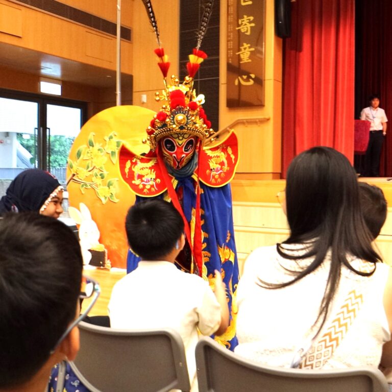 川劇變臉表演-河馬師傅